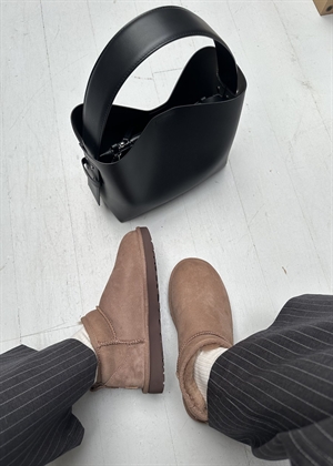 W Classic ultra mini støvle Rocky Oak UGG